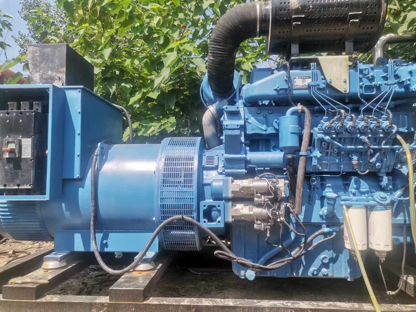 怀远详细说明降低 800kW 柴油发电机输出电流波动的方法