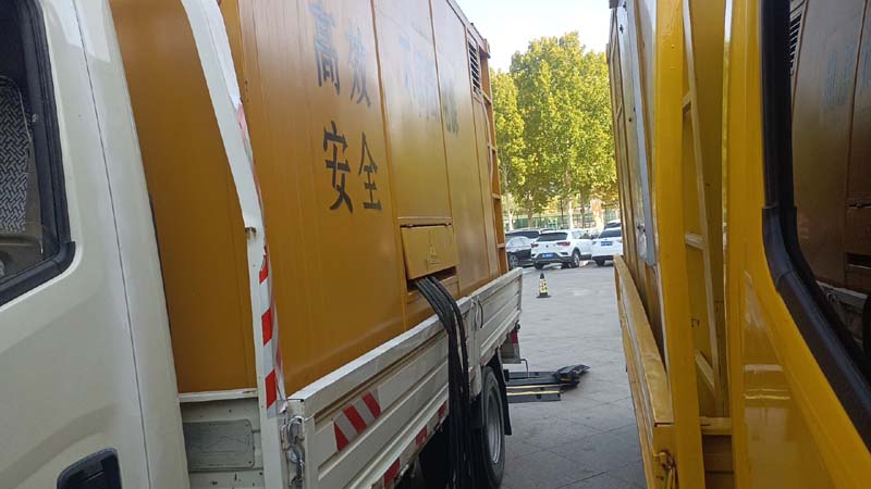 怀远如何判断柴油发电机组和UPS电源的切换时间是否符合要求？